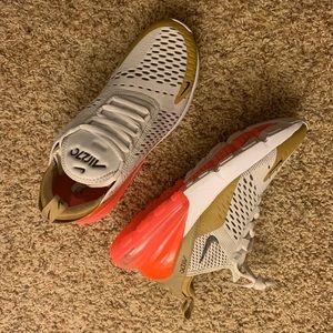 *NEW IN BOX* Nike Air Max 270